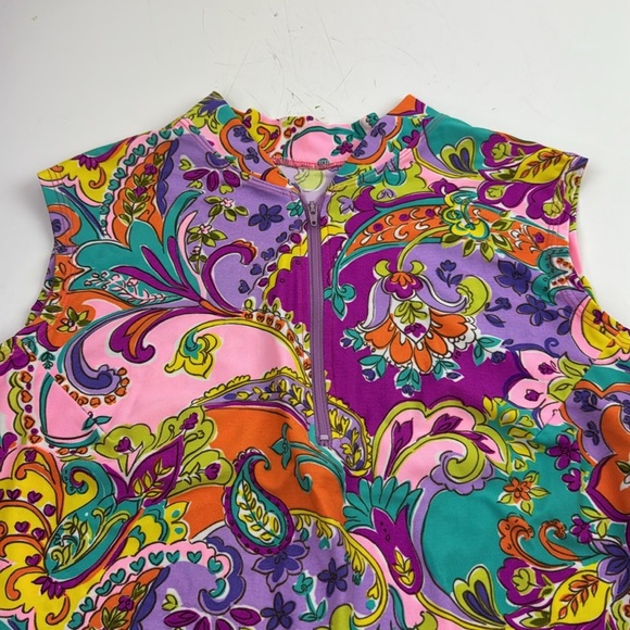 Robena Women's Colourful Cycling Sleeveless Top - Picture 3 of 8